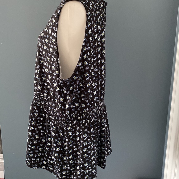 NWT - Tunic length tank top - Picture 2 of 6